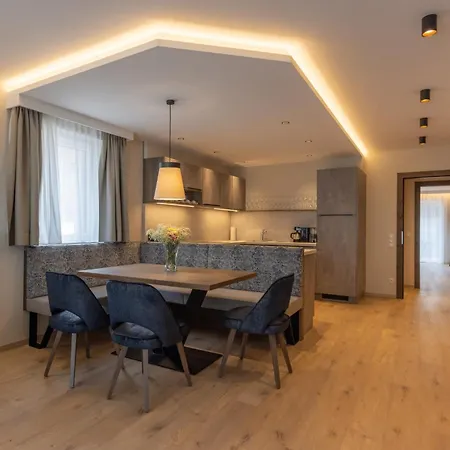 Zum Strossna Apartment