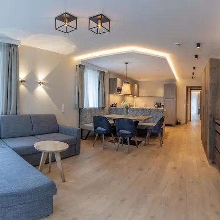 Zum Strossna Апартаменты *